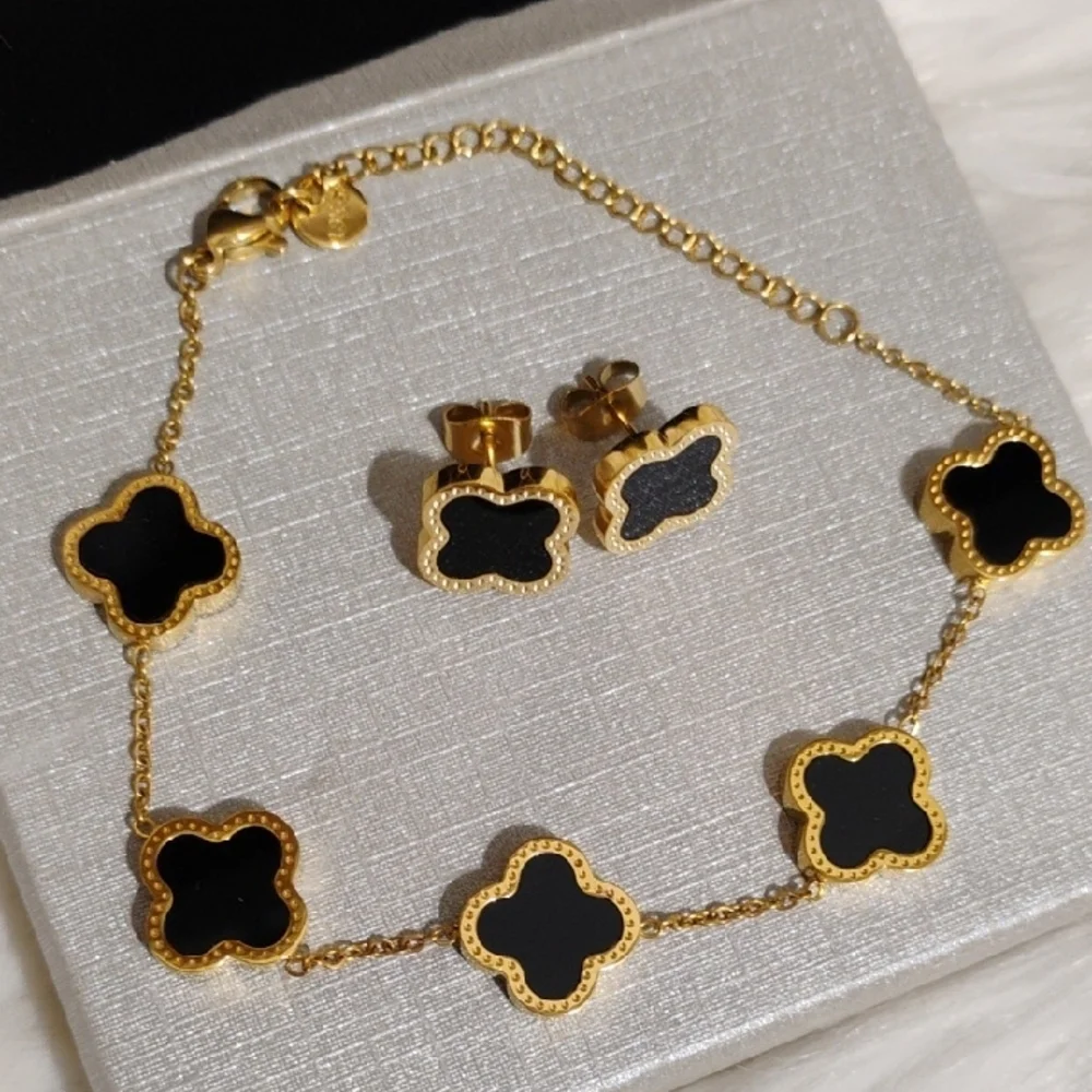 SALE!New 18kt Gold Plated Gold/Black 4 Leaf Clover Necklace Bracelet Earring Set - Picture 3 of 15